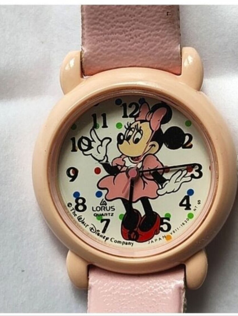 VINTAGE LORUS Quartz Minnie Mouse Watch Disney company Japan
